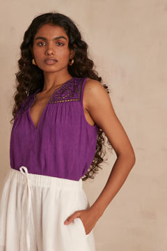 Picture of CLARITA SLEEVELESS BLOUSE